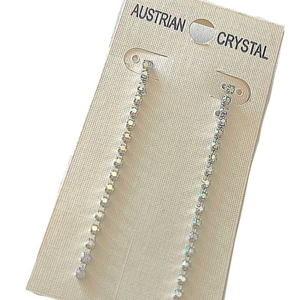 Austrian Crystal Dangles Earrings!